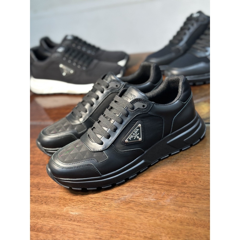 Pra*a casual shoes